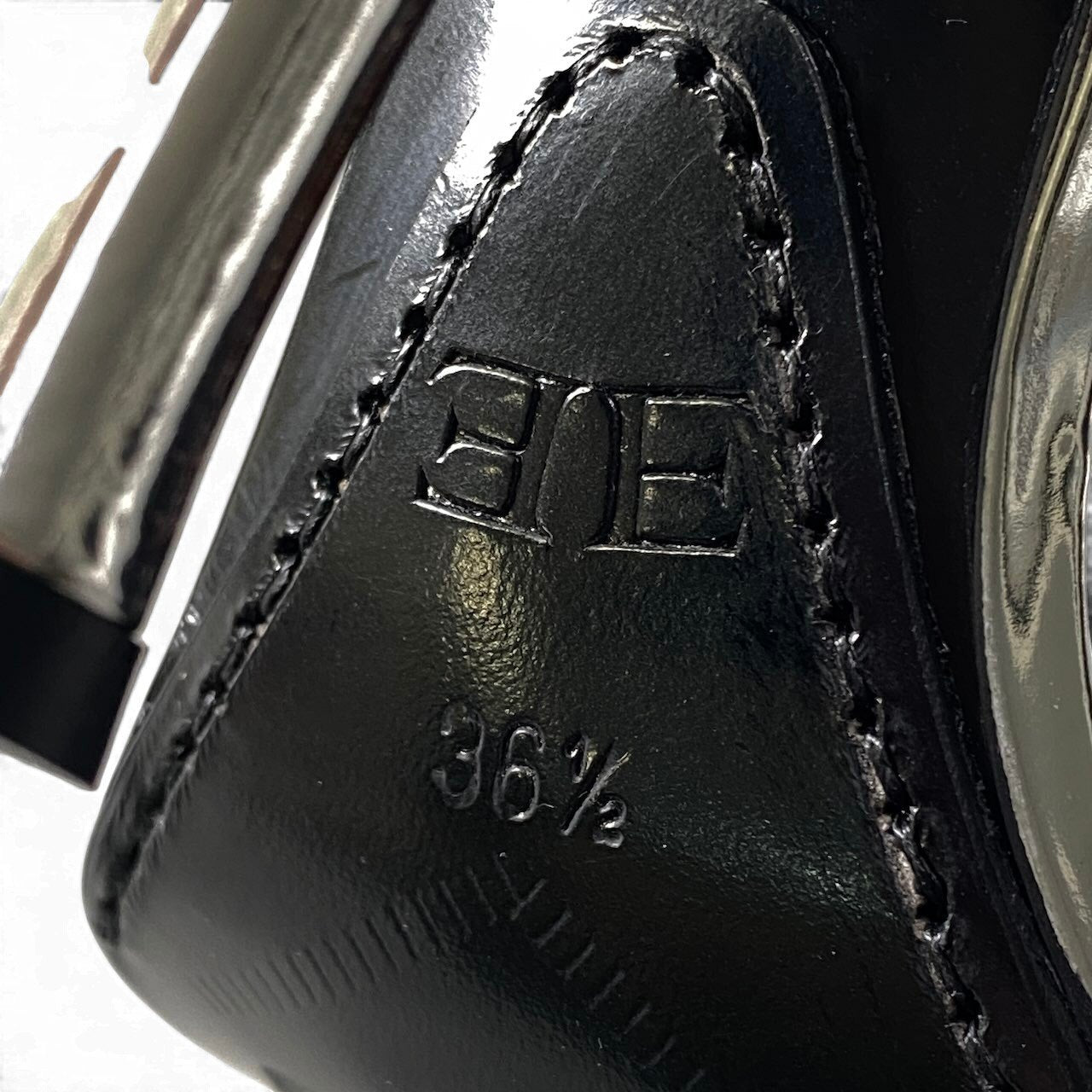 h11 【美品】ERMANNO SCERVINO アンクルストラップ スクエアトゥサンダル 36 1/2 サイズ シルバー レディース 女性用k02i