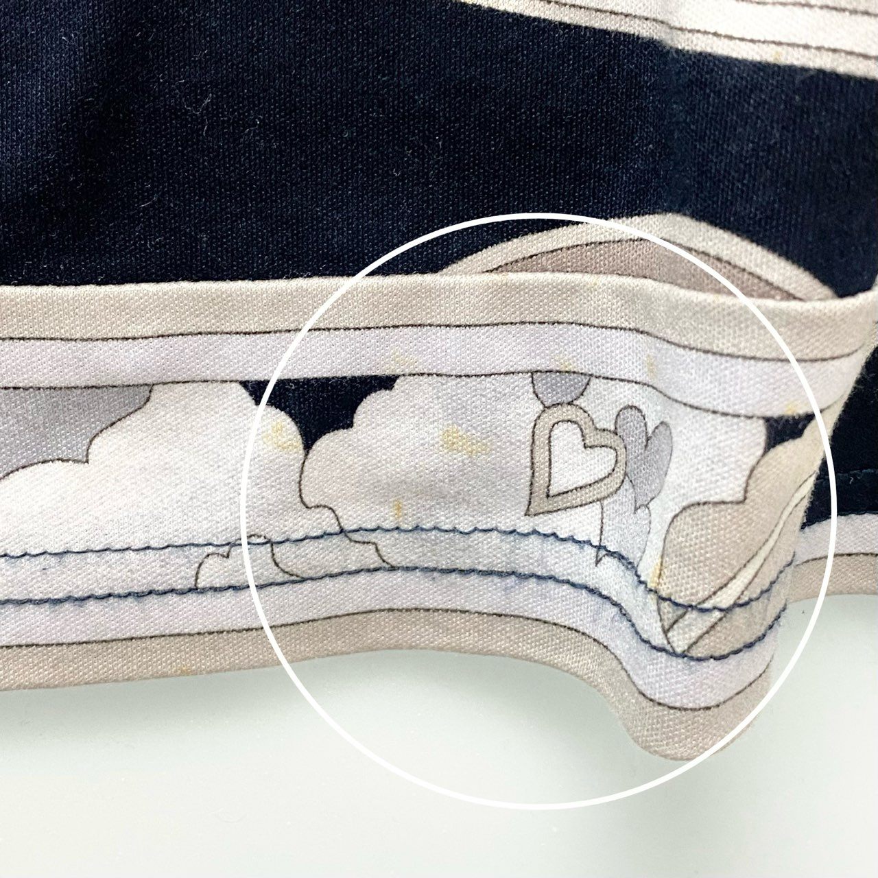 75b26 LEONARD レオナール ラウンドネック半袖Tシャツ 美しい花柄プリント 0379125 Lサイズ ネイビー系 コットン100% レディース 女性用u02t