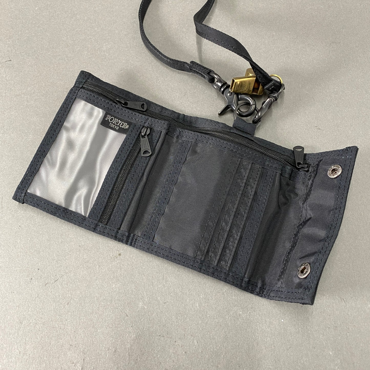 g28 PORTER × WILLIAM GIBSON × Buzz Rickson's ポーター ウィリアムギブソン バズリクソンズ 3つ折り財布 ウォレット サバイバルホイッスル付属 ブラック ナイロン系