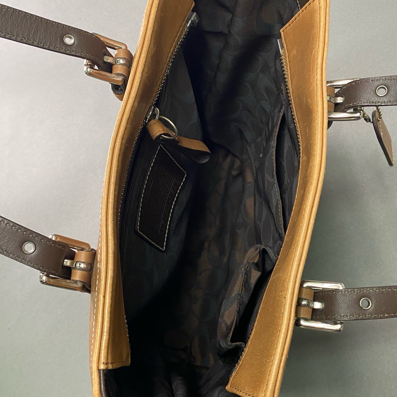 Cc21 COACH コーチ レザートートバッグ 8E92 ブラウン Leather ワンショルダー ターンロック カバン ユニセックス