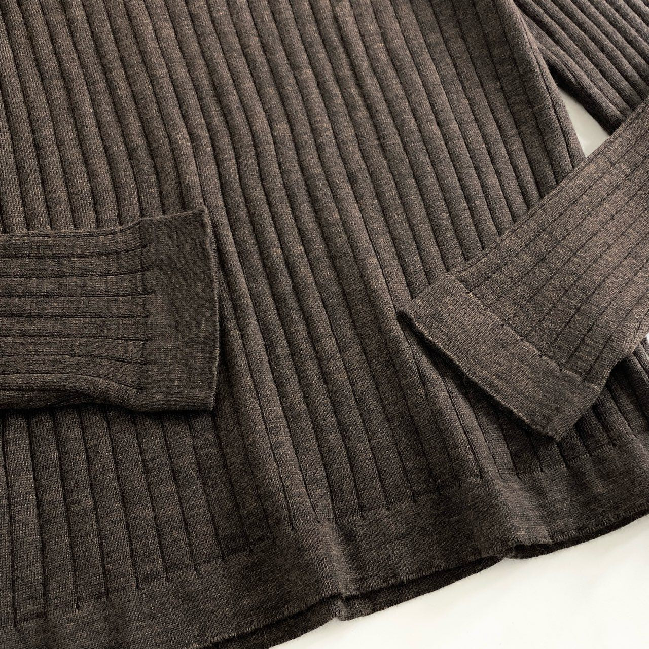 80h12 《美品》 タグ付 Gabriele Pasini ガブリエレパジーニ イタリア製 タートルネック ニット セーター トップス ロングスリーブ 50 ブラウン ウール
