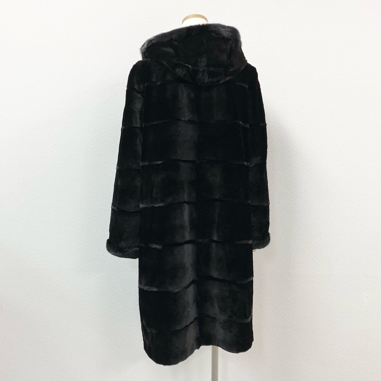 16j20 《美品》 最高級毛皮 ミンクコート フード付き ロングコート フード付き リバーシブルコート ブラック系 ミンク 本毛皮 レディースk02i