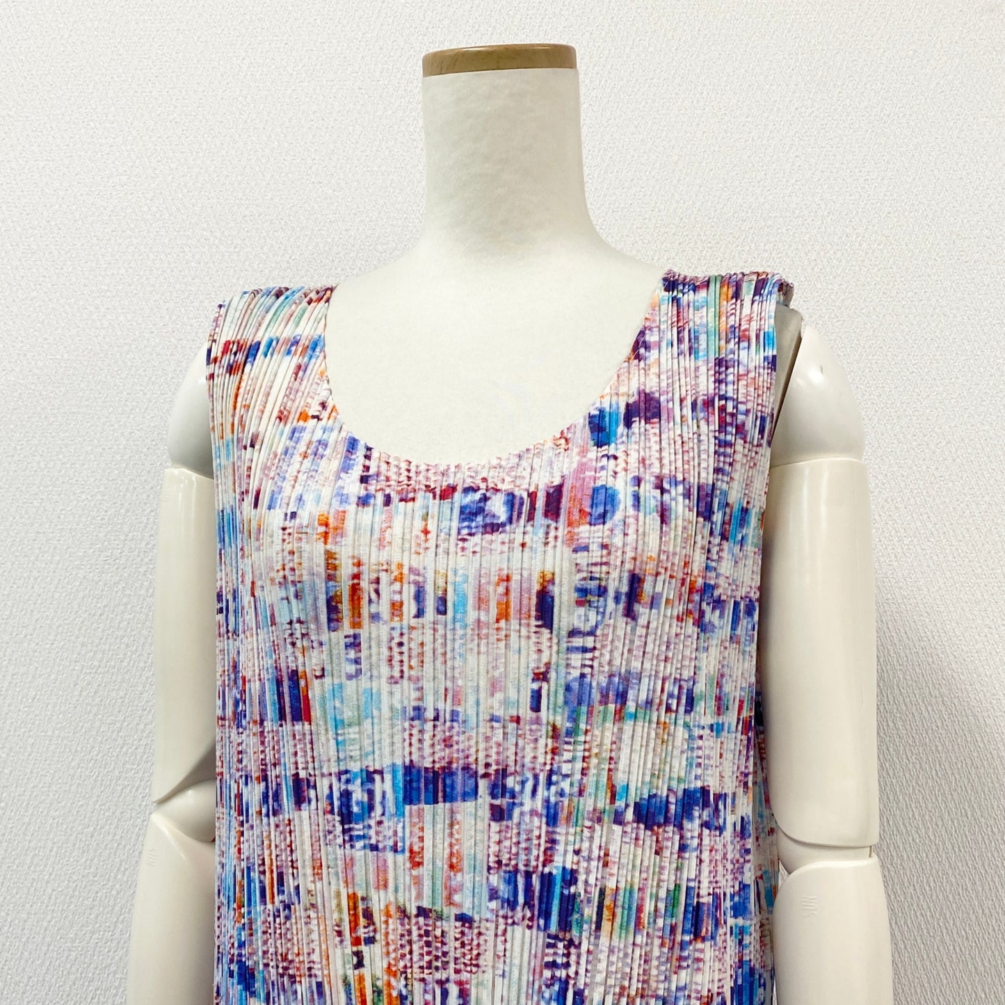 16h9 PLEATS PLEASE ISSEY MIYAKE プリーツプリーズ イッセイミヤケ 日本製 総柄プリント ノースリーブワンピース ドレス ロング丈 PP12-JH371 3 L~XLサイズ相当 マルチカラー レディースo07t