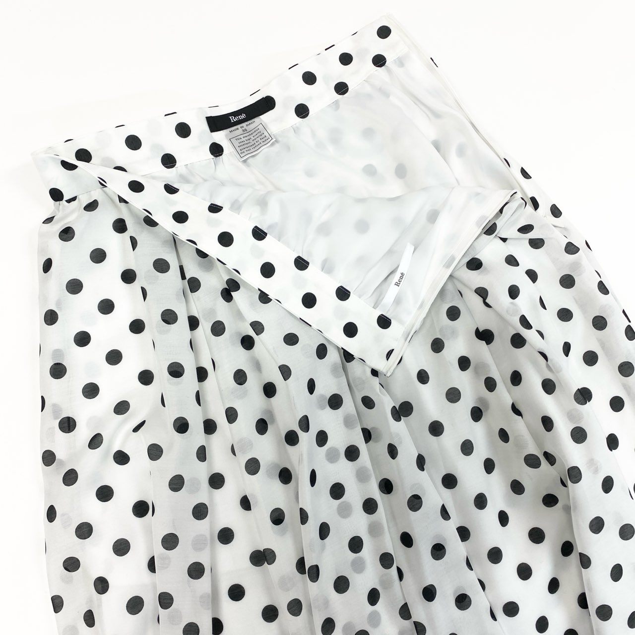 33g23 《美品》 Rene ルネ ドット柄 フレアスカート 36 ホワイト ブラック Dot Skirt ボトムス 日本製 女性服