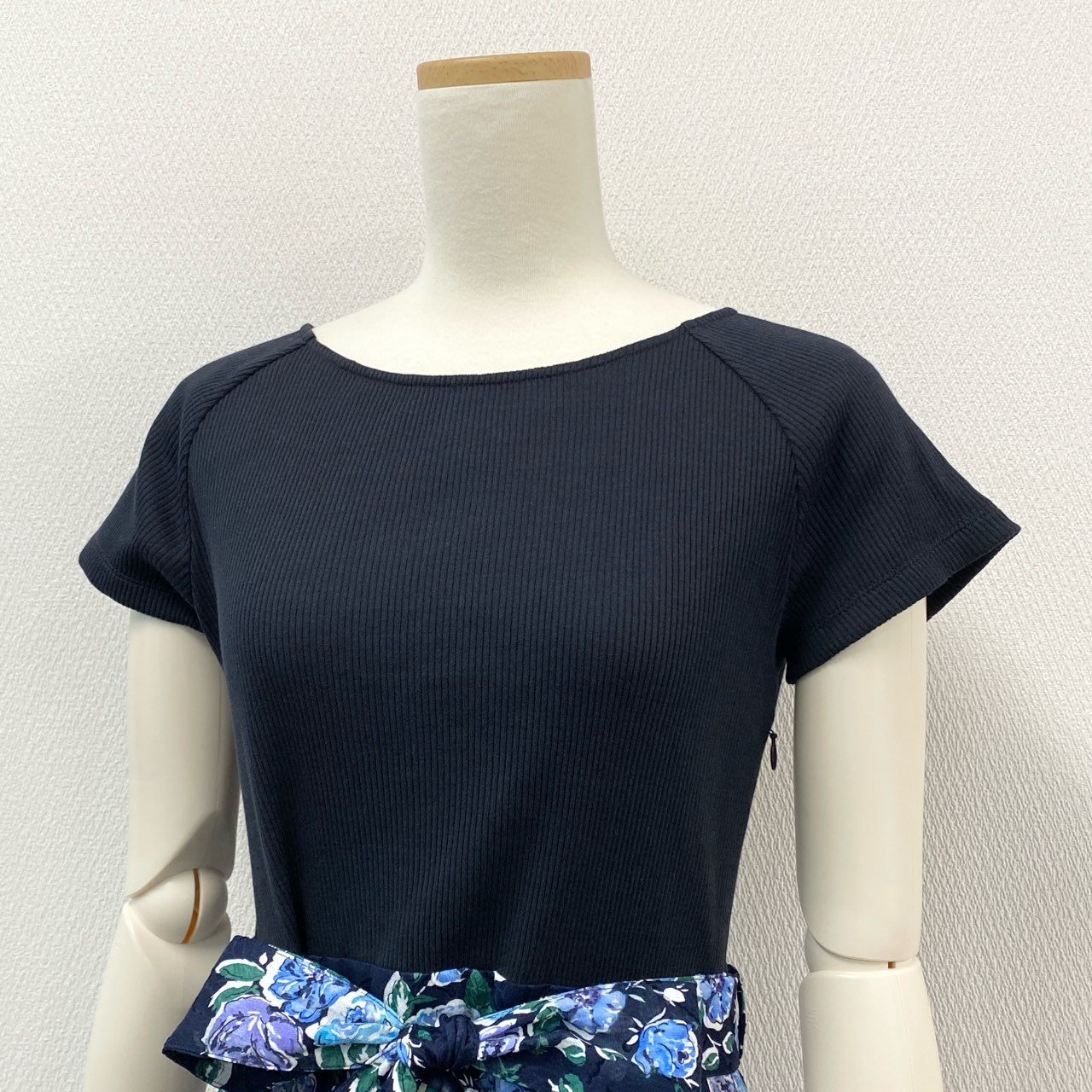 67j6 BLUE LABEL CRESTBRIDGE ブルーレーベル クレストブリッジ ドッキングワンピース 花柄ワンピース 半袖 リブニット レディース 女性用 38 ブラック ネイビーu02t