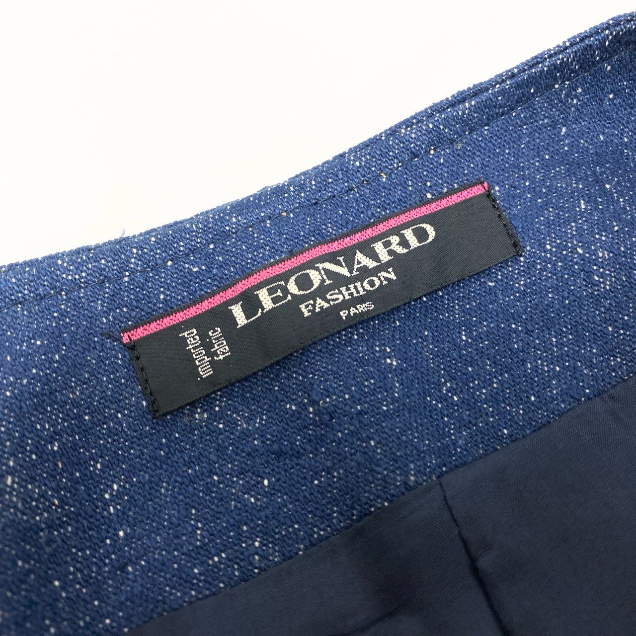 15Ⅼ1【美品】LEONARD レオナール ノーカラージャケット デニムジャケット 刺繍 金ボタン 11ARサイズ インディゴ レディースo07t