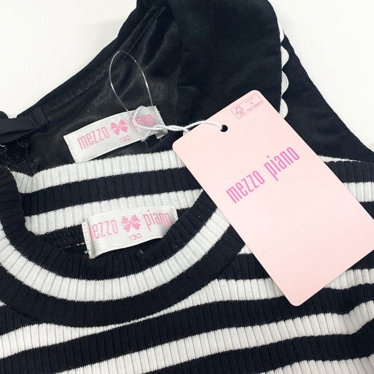 53e2 【未使用保管品】タグ付 mezzo piano メゾピアノ アリス4点セット 長袖Tシャツ ジャンパースカート エプロン カチューシャ 女の子 子供服 6044313-350 130 ブラック