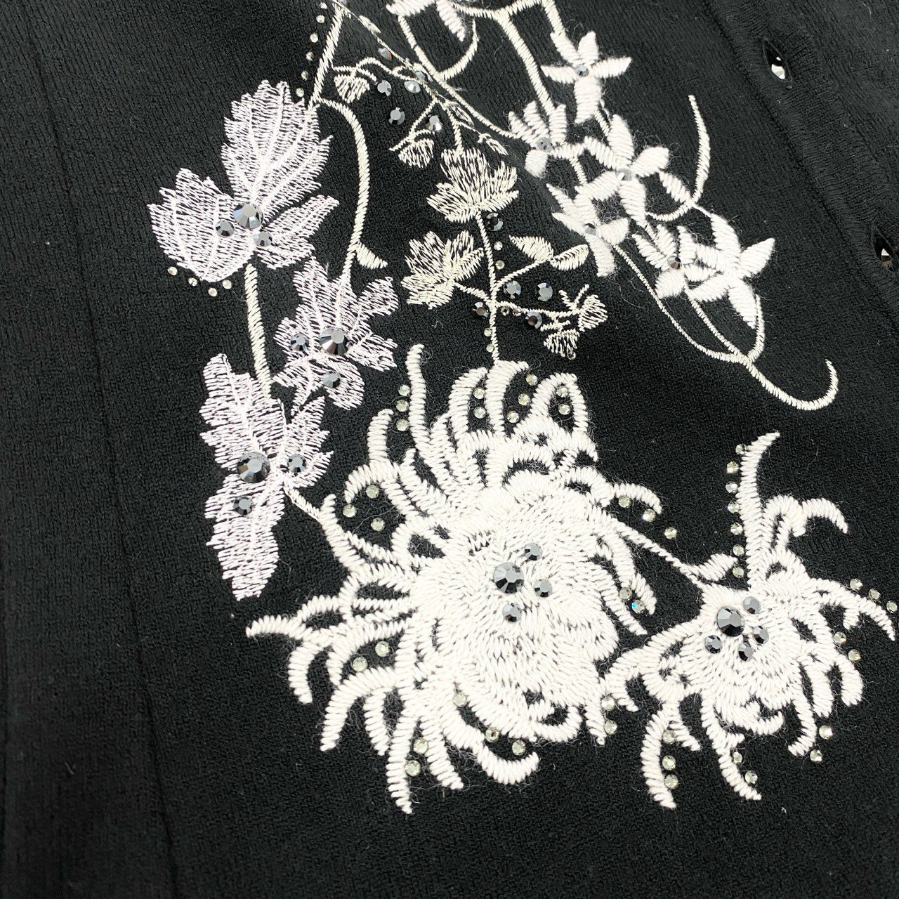 65j9 Blumarine ブルマリン ニットカーディガン ニットセーター 刺繍 ラインストーン レース ファー着脱可 ブラック レディースo07t
