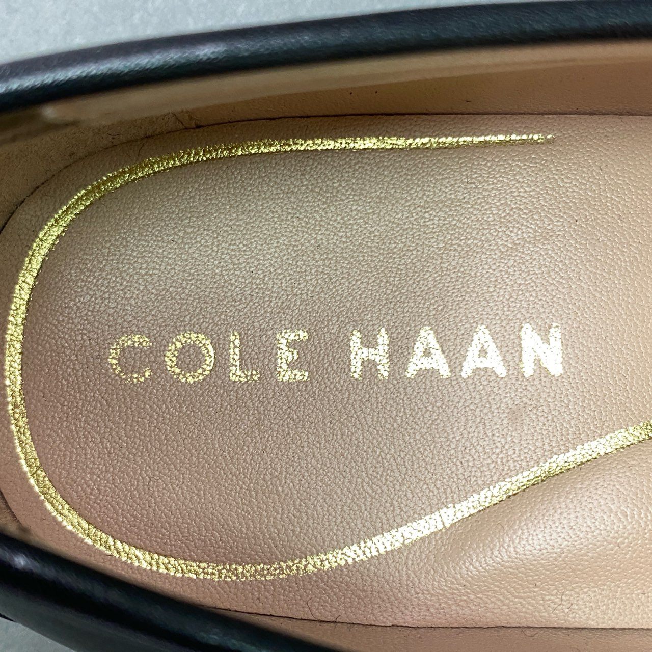 10f4 《美品》定価¥35.200 COLE HAAN コールハーン LUX PINCH PENNY ラックス ピンチ ペニーローファー W28842 5B ブラック レザー 革靴 シューズ 箱付き