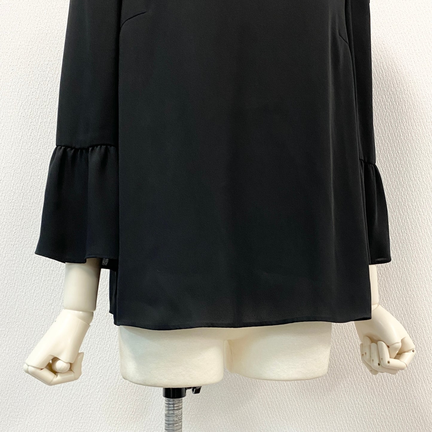 56h1 NEMIKA ネミカ オープンショルダーブラウス シフォン 長袖ブラウス フレアスリーブ レディース 女性用 9 ブラック ポリエステル100%u02t