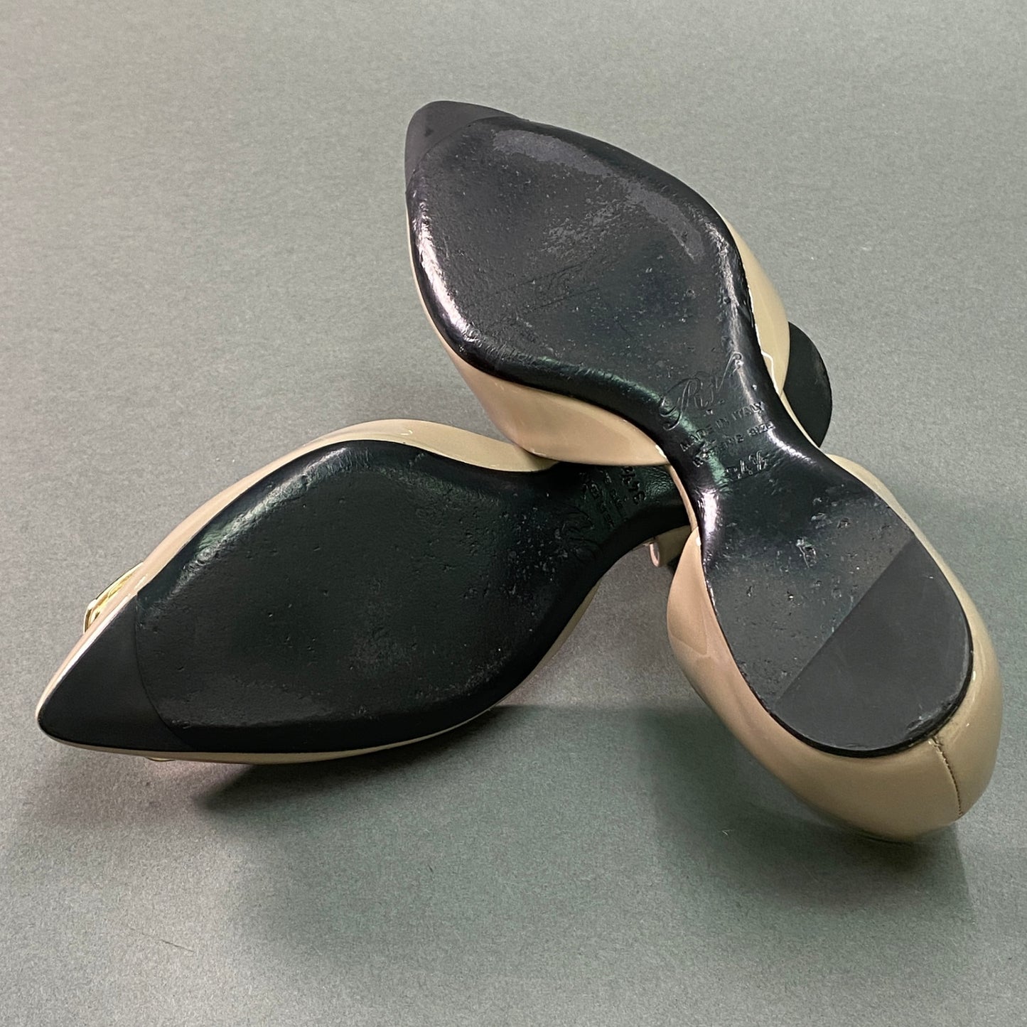 g29《極美品》 Roger Vivier ロジェヴィヴィエ Chips d’Orsay バレリーナフラットシューズ 34 1/2 ベージュ エナメル パンプス 箱有t18r