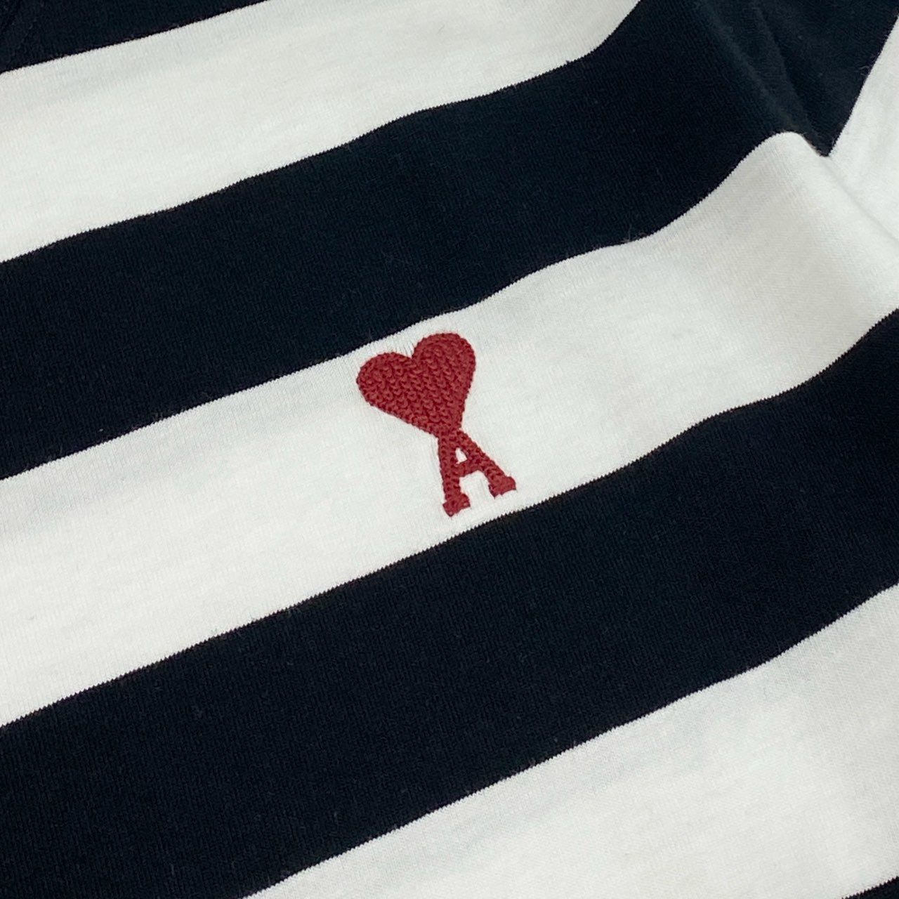 5c21 AMI PARIS アミパリス ストライプ コットンジャージーTシャツ ロゴ刺繍 ユニセックス クルーネック 半袖カットソー M ブラック ホワイト