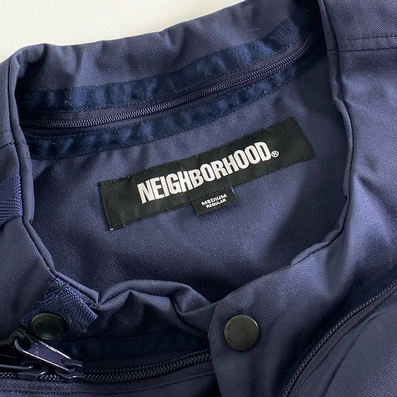 83h13 NEIGHBORHOOD ネイバーフッド マルチポケット テクニカルベスト 222TSNH-JKM13 サイズM ネイビー メンズ