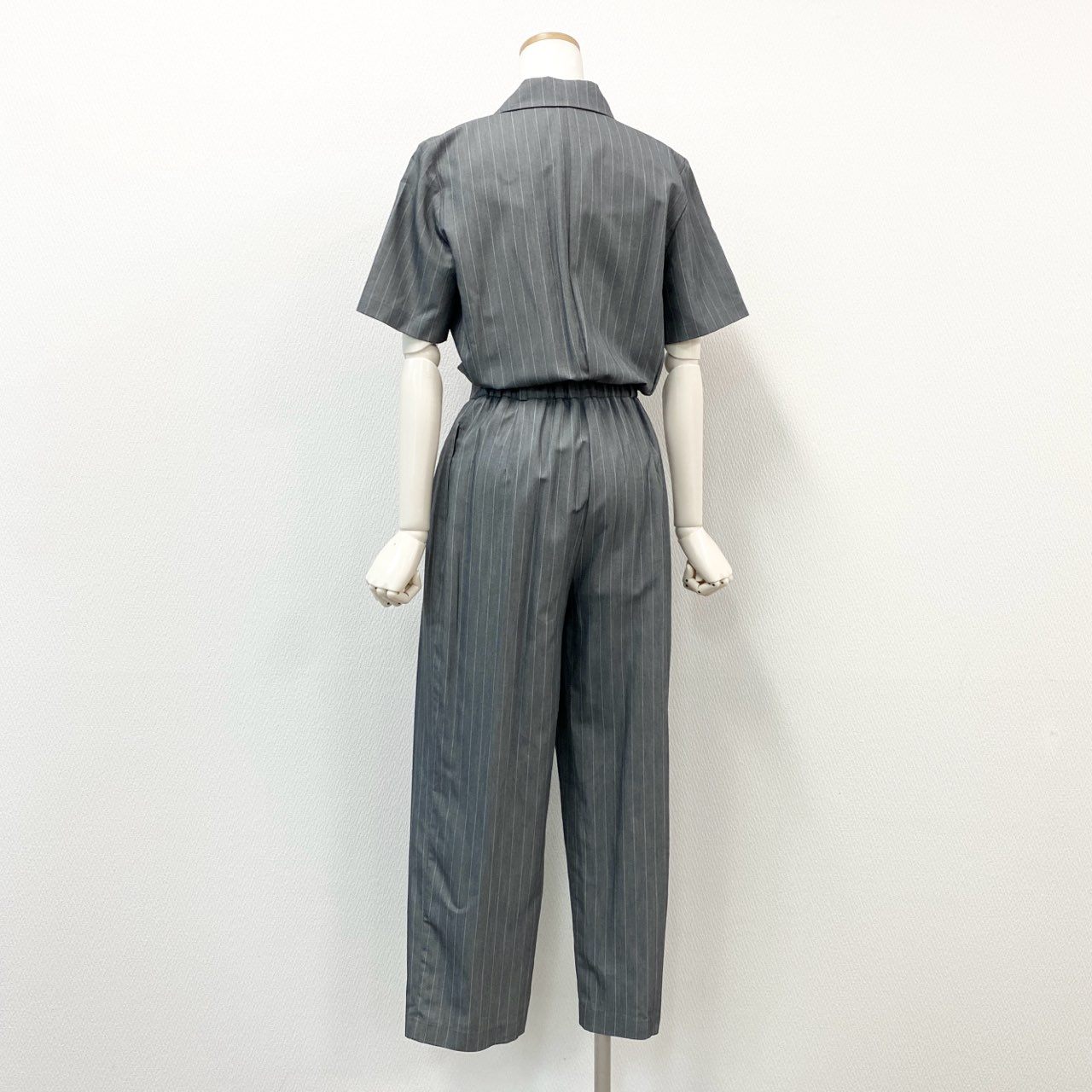 41c29 《美品》 RANDEBOO ランデブー オールインワン ジャンプスーツ 半袖 01031-08684 サイズF グレー ピンストライプ レディース