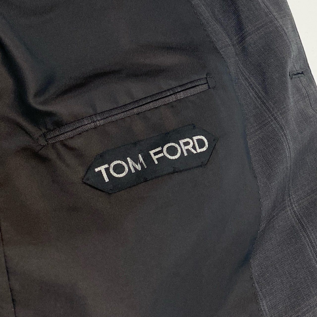 38d28 TOM FORD トムフォード シングルスーツ セットアップ チェック柄 24YA4C サイズ52 7R グレー ウール100% イタリア製