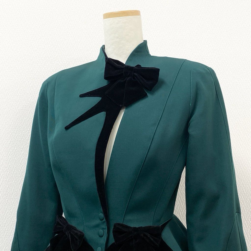 63d8-10 Thierry mugler ティエリー ミューグレー ジャケット/スカート スーツ セットアップ 変形デザイン ベロアリボン 裾フレア サイズ7AT-60-88 グリーン ブラック ウール100% レディース