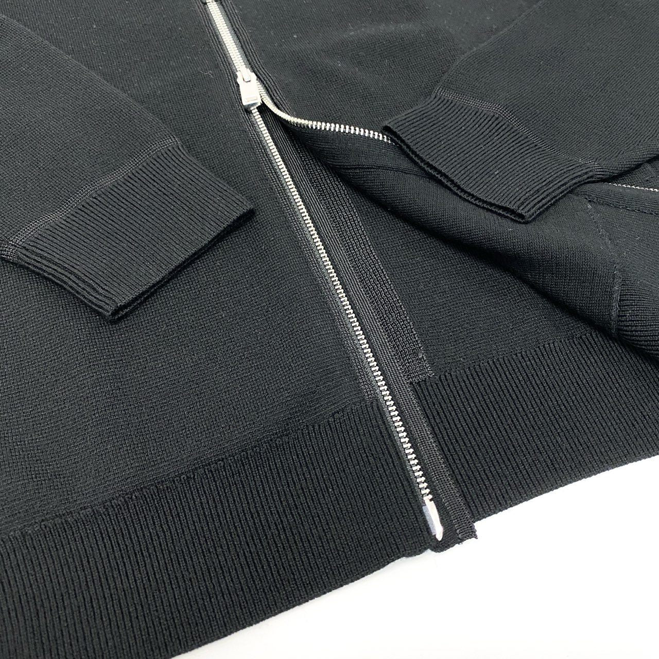 56j20 《美品》 Theory セオリー ドライバーズニット カーディガン トップス ジップアップ サイズXS ブラック メンズu02t