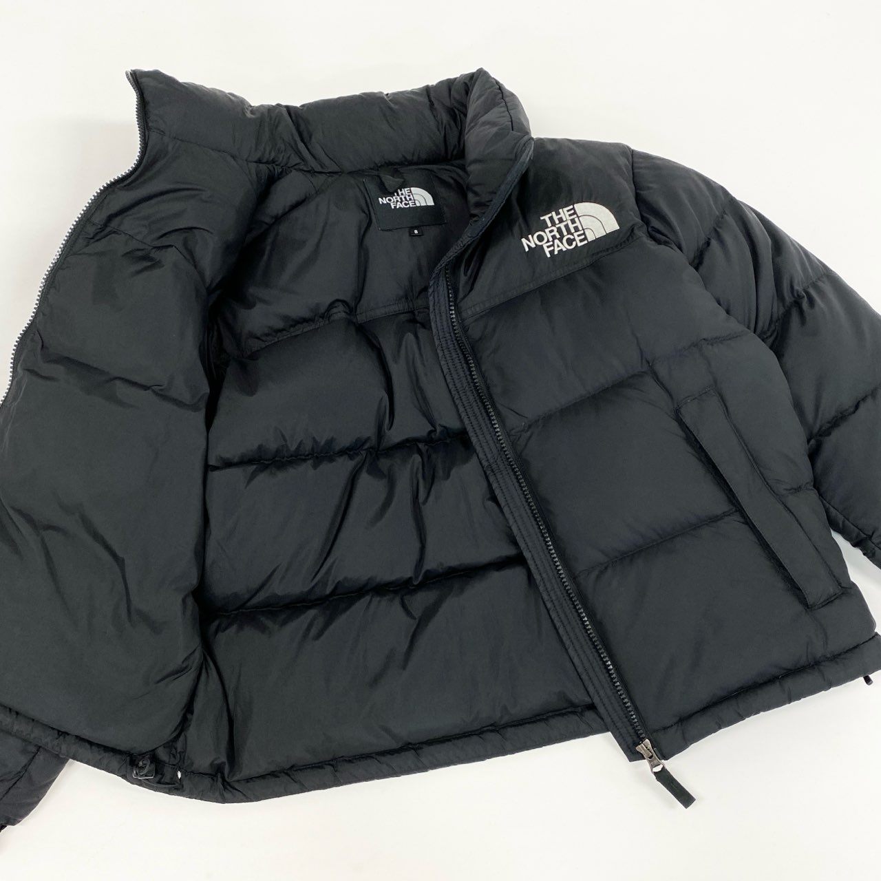 53h27 THE NORTH FACE ザ ノースフェイス Short Nuptse Jacket ショート ヌプシ ジャケット ダウンジャケット ロゴ刺繍 NDW92335 Sサイズ ブラック ナイロン レディースo07t