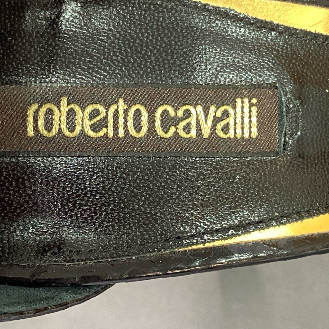 6a6 《美品》 Roberto Cavalli ロベルトカヴァリ パンサーヘッド ゴールドチェーン パイソン ハイヒールサンダル 36 ブラック パンプス イタリア製 シューズ 靴