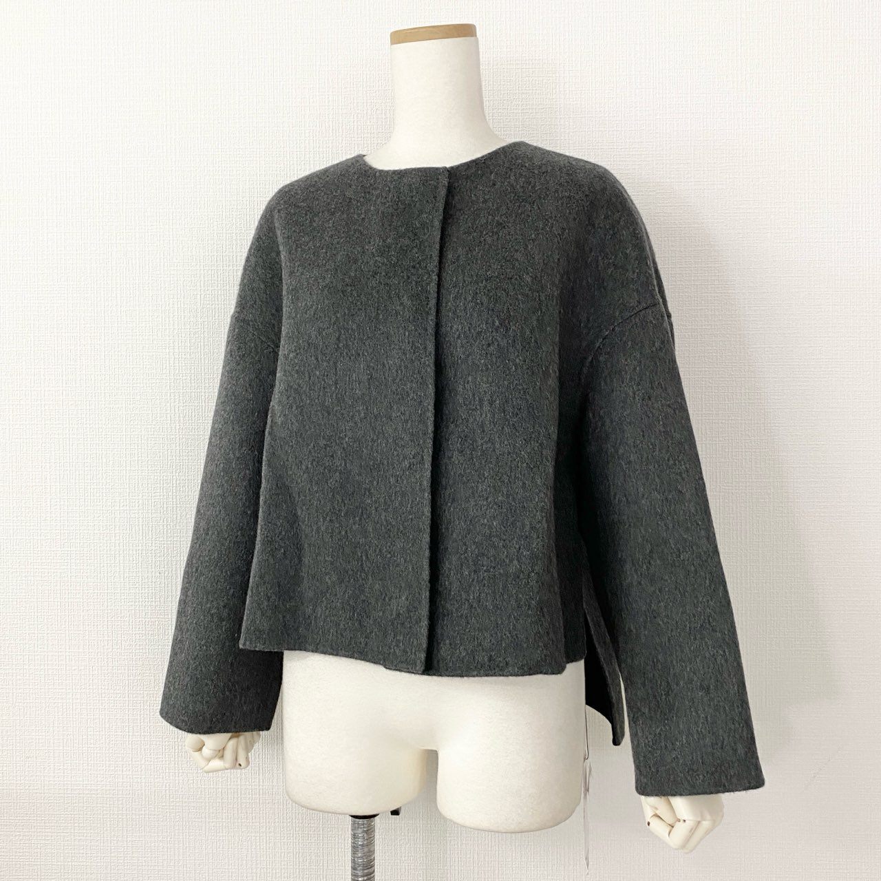8j17 《未使用保管品》定価¥73,700 ADORE アドーア 2トーン リバージャケット 531-9250003 36 グレー カシミヤ混 CASHMERE