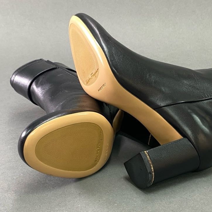 3f5 《極美品》 Salvatore Ferragamo サルヴァトーレ フェラガモ FIAMMA フィアンマ ショートブーツ 5 1/2 ブラック レザー サイドジップ ブーティ シューズ 箱付き