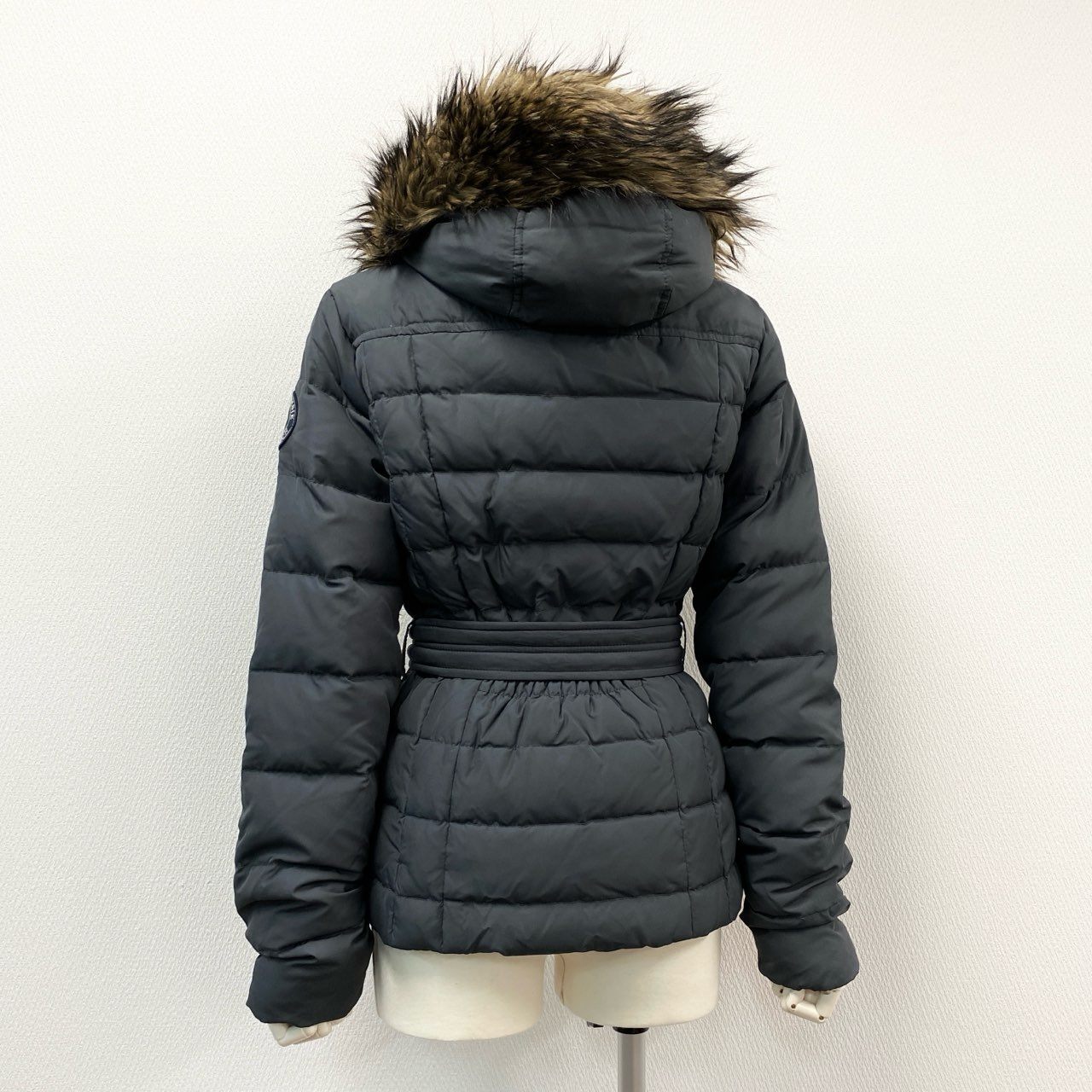 74i8 Abercrombie&Fitch アバクロンビーアンドフィッチ ダウンジャケット アウター ウエストベルト ファー S グレー系 レディースk02i
