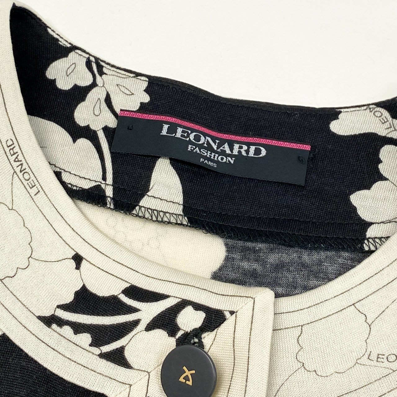 84i10 LEONARD レオナール 長袖ニットカーディガン 花柄カーディガン モノクロ シルク混紡 レディース 女性用 0369145 L ブラック ホワイトu02t
