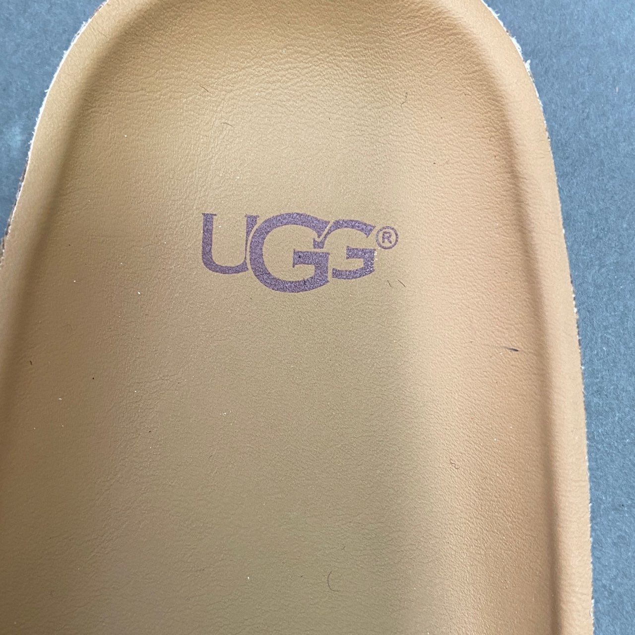 6a10 《未使用品》 定価¥17,600 UGG アグ W DIANE WISP ファーサンダル 22cm ブラック シューズ