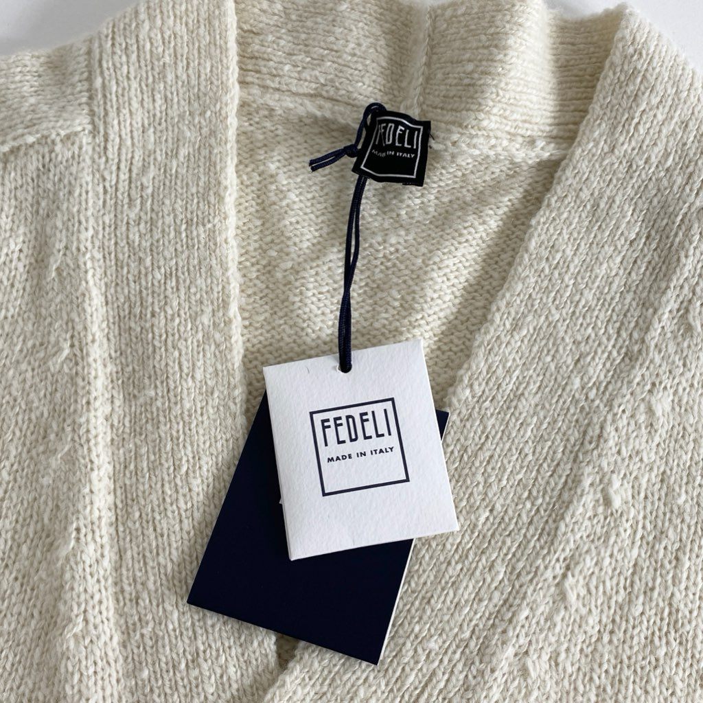 83h27 《未使用》 イタリア製 FEDELI フェデリ カシミア100% ロゴボタン ロングスリーブ ニット セーター カーディガン サイズ44 クリーム カシミヤ100% メンズ