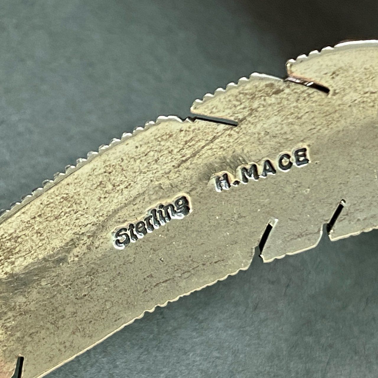 g9 Harvey Mace ハーヴィーメイス グリーンターコイズ フェザー ネックレストップ チャーム シルバー 925 Sterling インディアンジュエリー アクセサリー