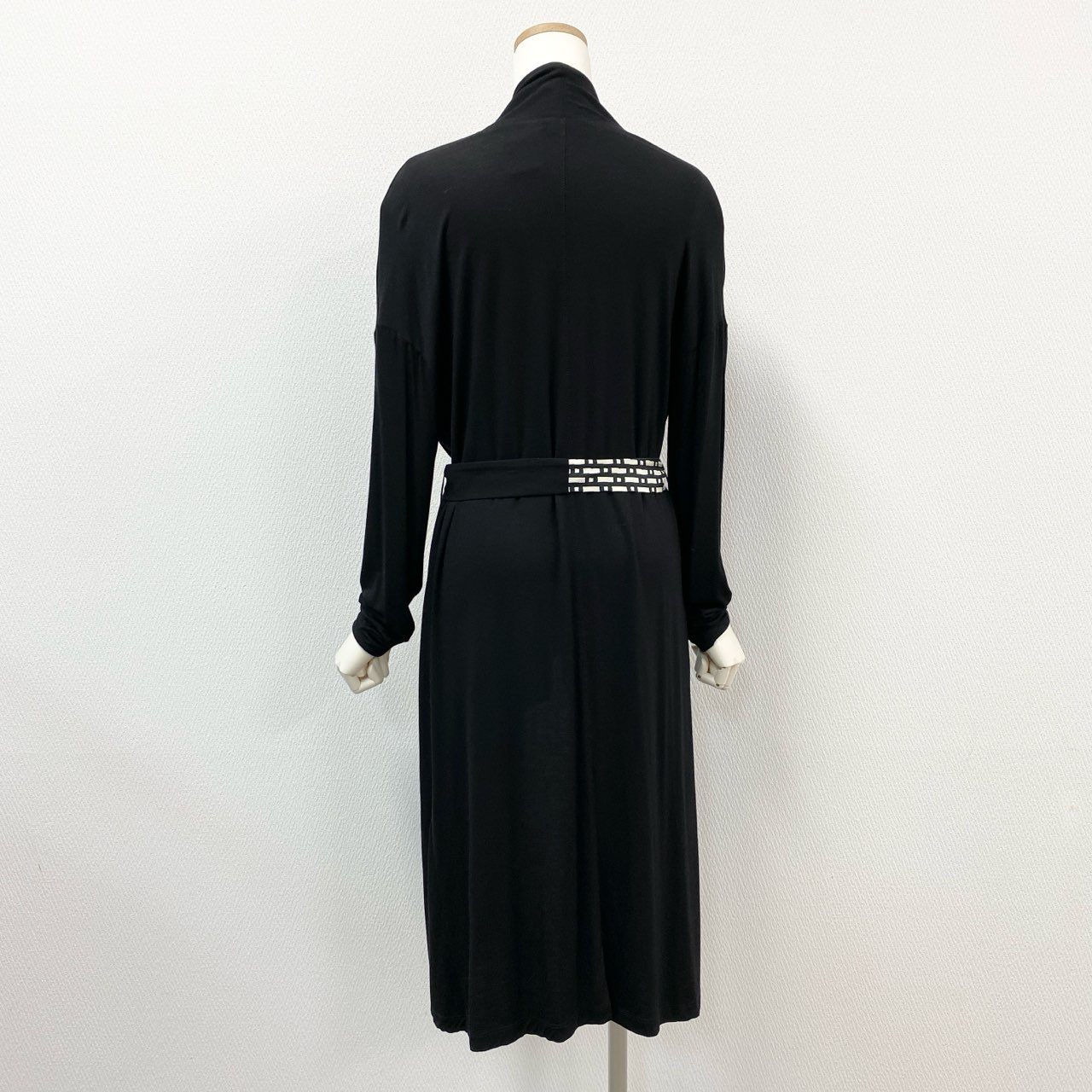 53j17 `S MaxMara エスマックスマーラ TIMELESS ロングニットカーディガン 羽織 ロングスリーブ ウエストリボン レディース 女性用 M ブラックu02t