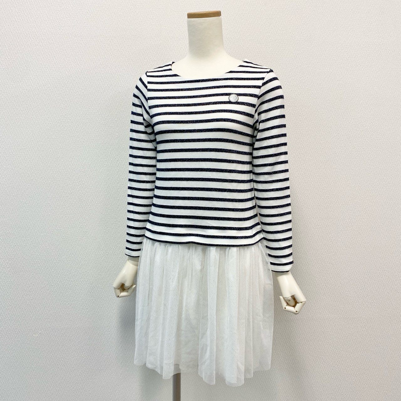 5i12 《未使用品》タグ付 PETIT BATEAU プチバトー ラメマリニエールチュール付 長袖ワンピース ボーダー柄 152 ホワイト ネイビー キッズ 子供服k02i