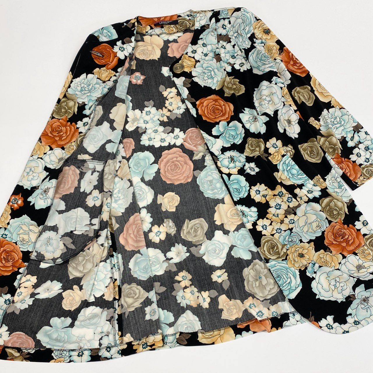 41i26 《極美品》 LEONARD レオナール カンカン素材 薄手コート ロングカーディガン 美しい花柄プリント 0161310 サイズL マルチカラー レディースu02t