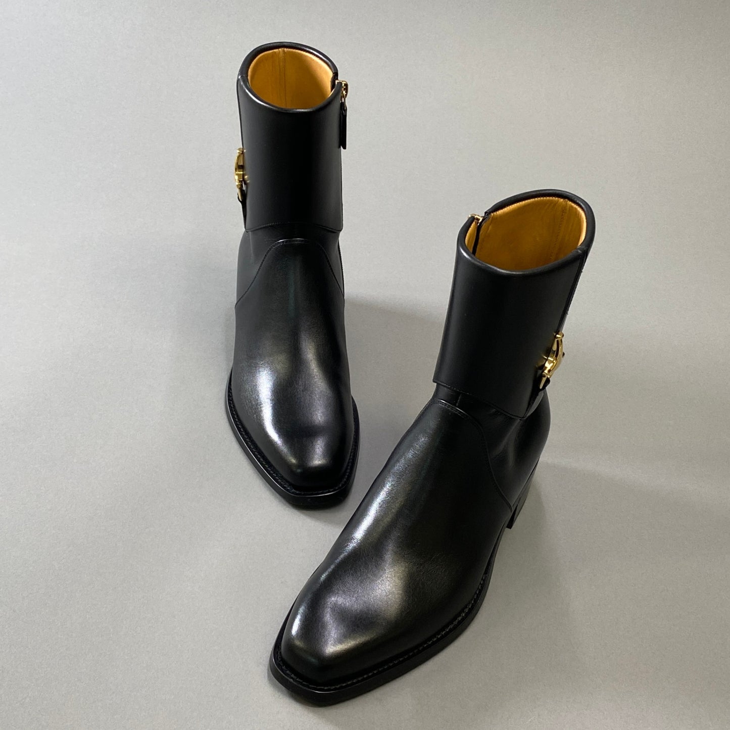 2h9《新品保管品》GUCCI グッチ アンクルブーツ ホースビット アーモンドトゥ 750320 6 ブラック レザー メンズk02i
