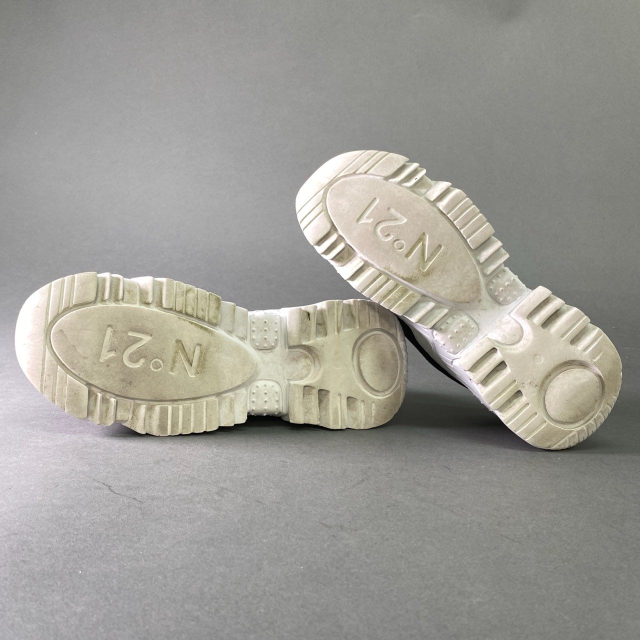 3l20 N゜ ヌメロヴェントゥーノ Satin Sneakers ダッドスニーカー 38 ブラック ホワイト イタリア製 シューズ 靴