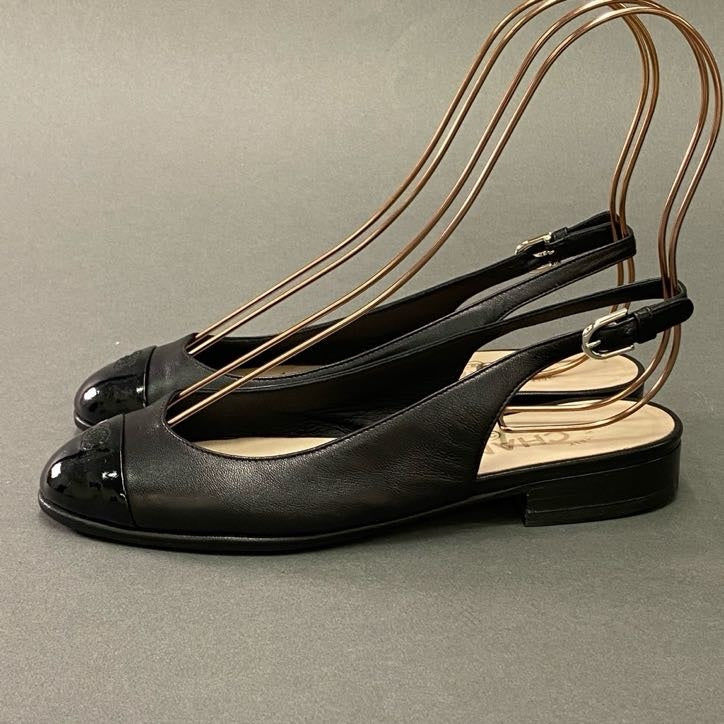 1l22 《美品》 CHANEL シャネル ココマーク スリングバック フラットパンプス 36 1/2 ブラック エナメル レザー イタリア製 シューズ
