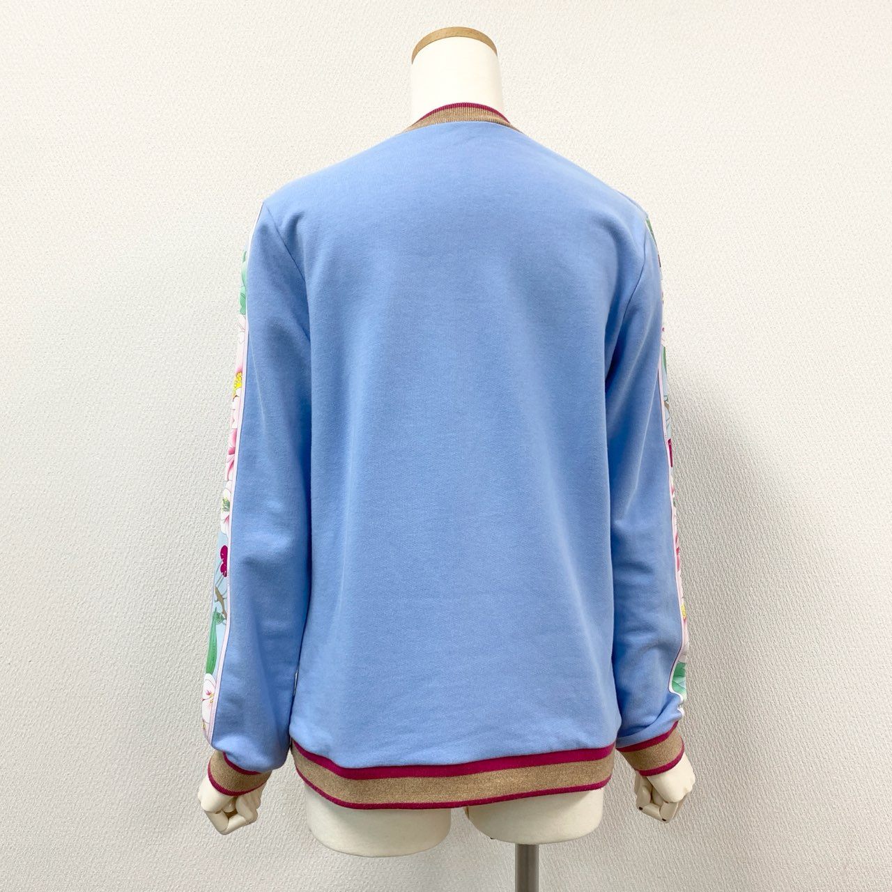 12i25 LEONARD PARIS レオナール 高級インポートライン 花柄刺繍 スウェット トレーナー トップス S ライトブルー レディースu02t