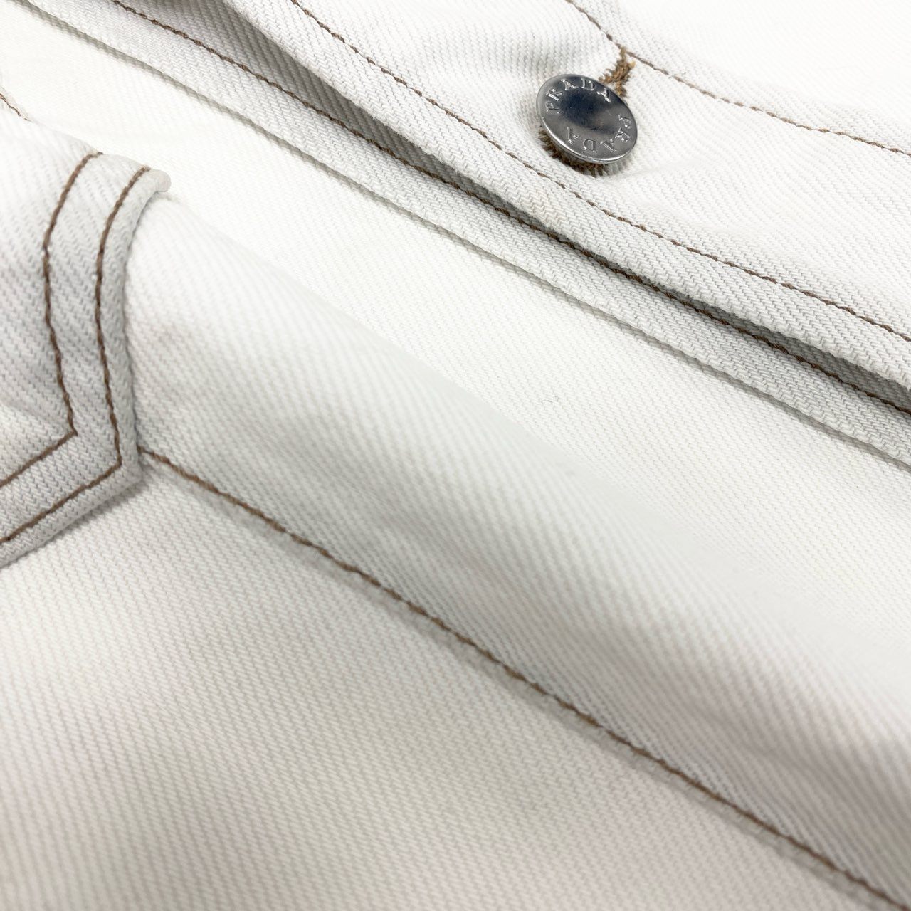 24k28 PRADA プラダ デニムベスト トップス ロゴ 52 ホワイト コットン メンズ イタリア製 00su02t