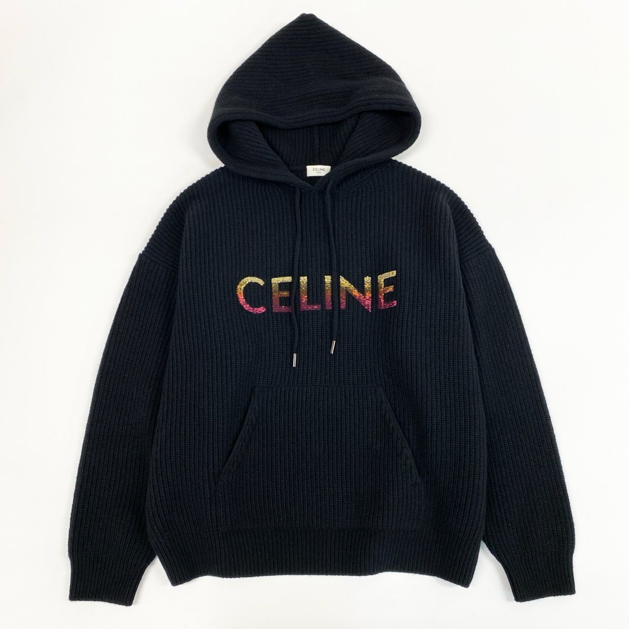 7i25 《美品》CELINE セリーヌ グラデーションロゴニットパーカー 22AW エンブロイダリーニット スパンコール 2A10X66Q Sサイズ ブラック メンズk02i
