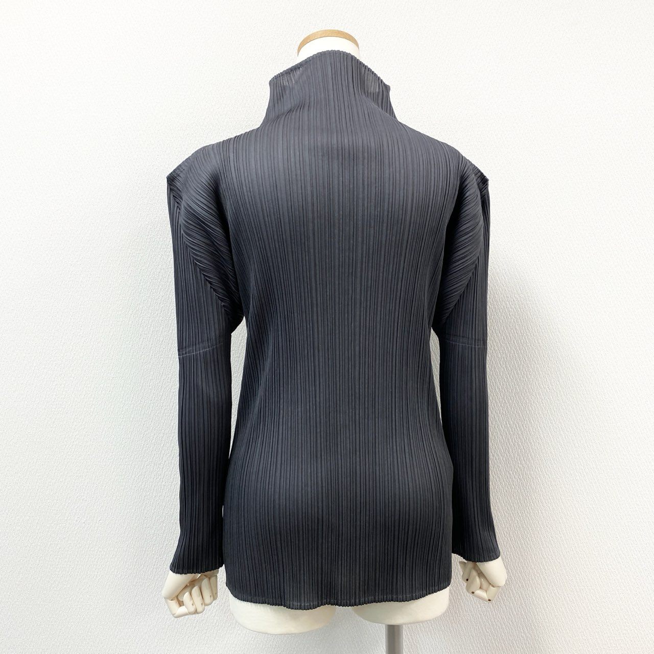 77i8 PLEATS PLEASE ISSEY MIYAKE プリーツプリーズ イッセイミヤケ 日本製 ハイネック 長袖 プリーツカットソー ロングスリーブプルオーバー PP04-JK604 3 グレー レディースo07t