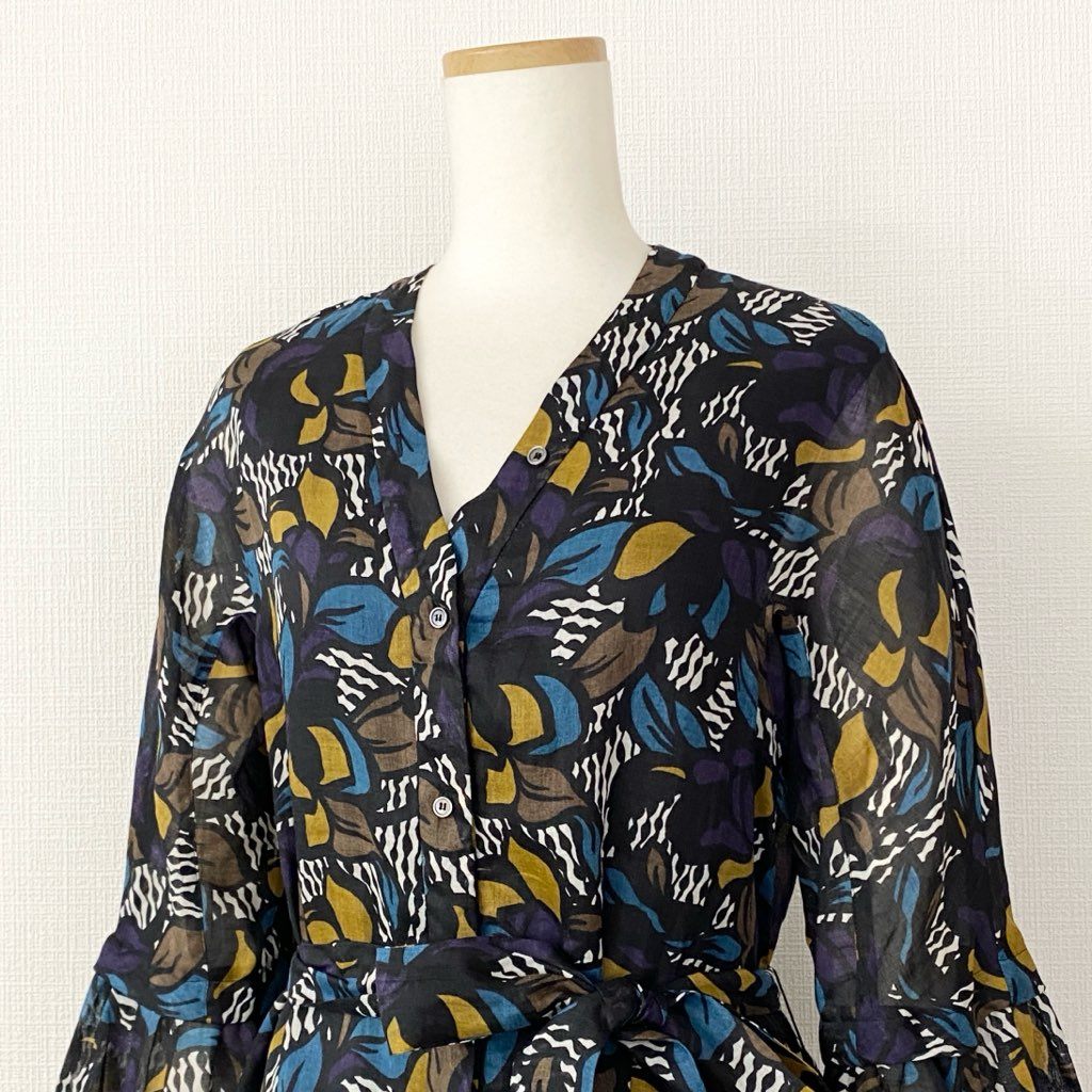 23h21 《未使用保管品》 定価¥82,500 タグ付 S MaxMara エスマックスマーラ 長袖ワンピース ドレス ロングスリーブ ウエストベルト 総柄プリント 前開き 38 ネイビー ラミー