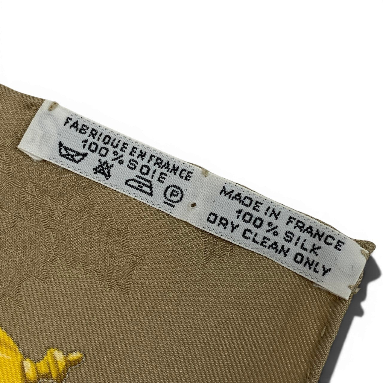 e8 《美品》 HERMES エルメス カレ90 羽飾りと鈴 スカーフ Carre 90 Plumes et Grelots ベージュ Silk 100%t18r