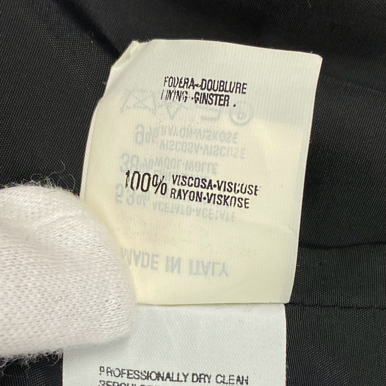 33a26 EMPORIO ARMANI エンポリオアルマーニ ダブルカラー 総刺繍ジャケット サイズ40 ブラック ブレザー イタリア製 希少デザインt18r