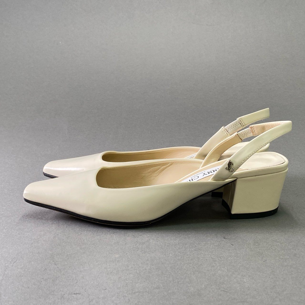 4d16 《美品》 JIMMY CHOO ジミーチュウ Gini 45 JC Slingback Pumps スリングバックパンプス 36 1/2 ホワイト パテントレザー シューズ イタリア製