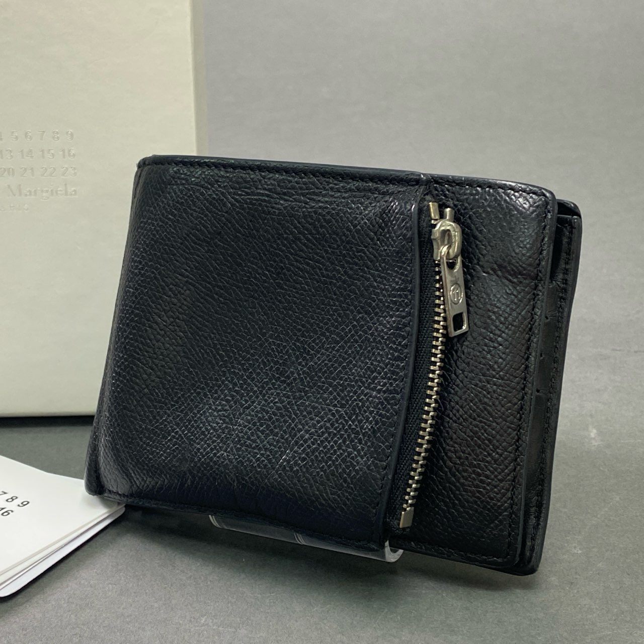 b7 Maison Margiela メゾンマルジェラ 2つ折り財布 レザーウォレット S55UI0312 ブラック 11番 小銭入れ セパレート 箱付き
