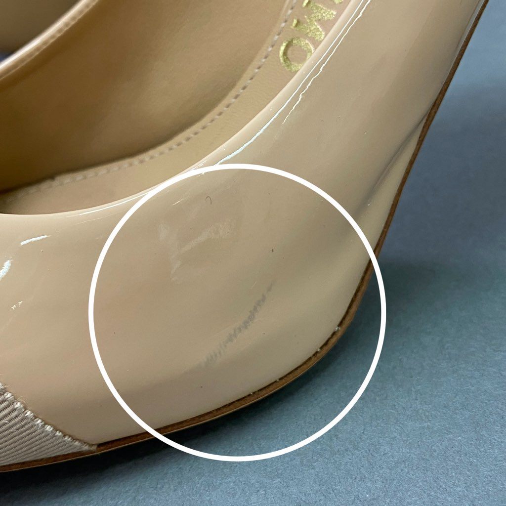3d3 Salvatore Ferragamo サルヴァトーレ フェラガモ VARA ヴァラリボン エナメルヒールパンプス 7 1/2 ピンクベージュ パテントレザー シューズ イタリア製