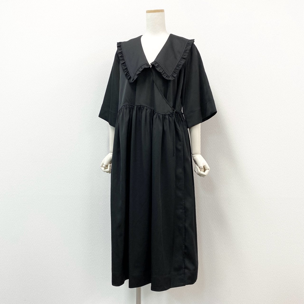 43c29 《美品》 GANNI ガニー フリルビッグカラー オープンワンピース XXS ブラック ドレス ガウン