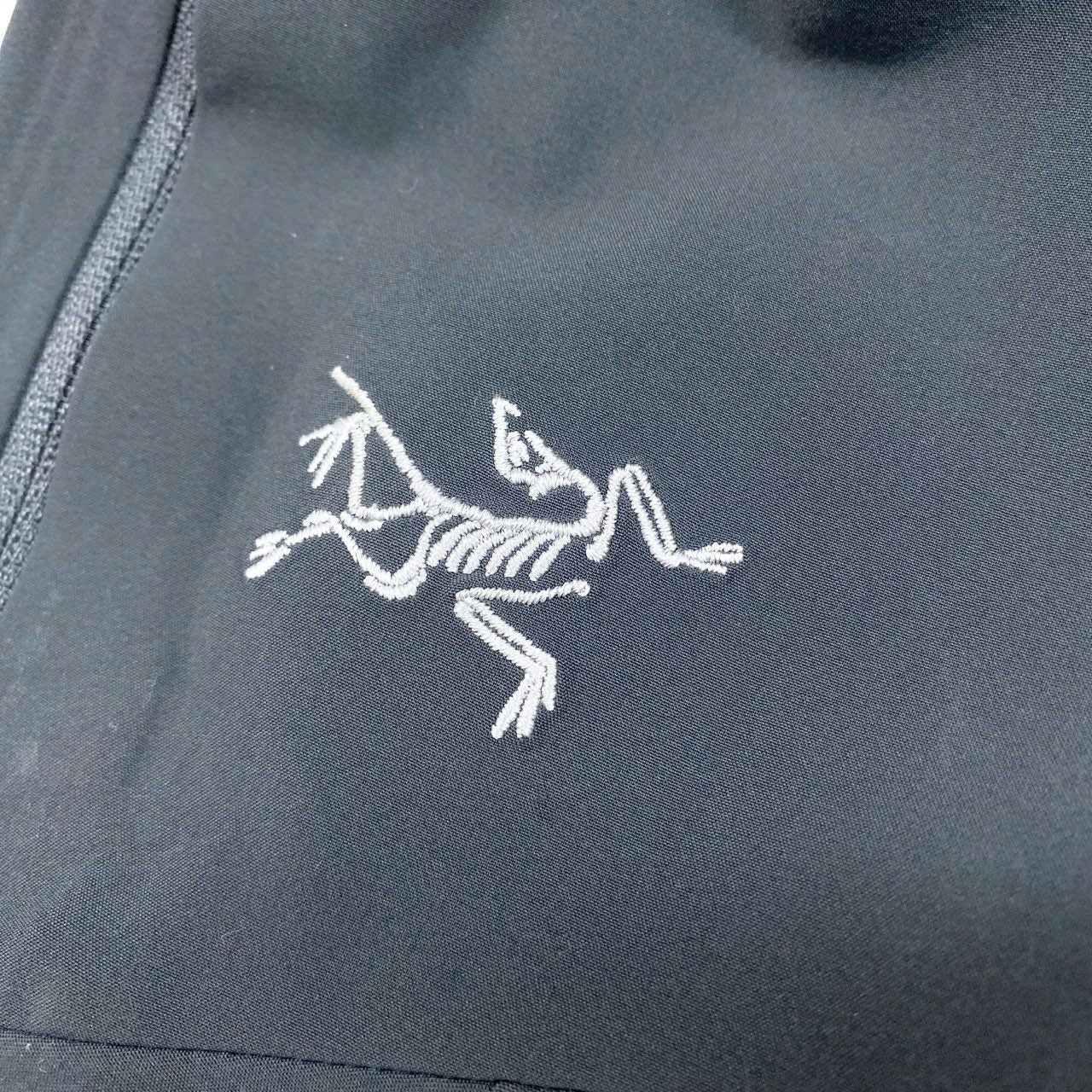 44h26 ARC'TERYX アークテリクス RUSH STRETCH PANT ラッシュストレッチパンツ ボトムス Mサイズ グレー ナイロン メンズo07t