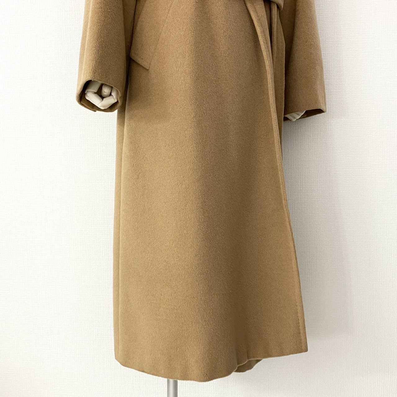 38g28 Max Mara マックスマーラ サイズ40 ベージュ キャメル100% キャメルコート ショールカラー ベルテッドコート レディース 女性用 コート