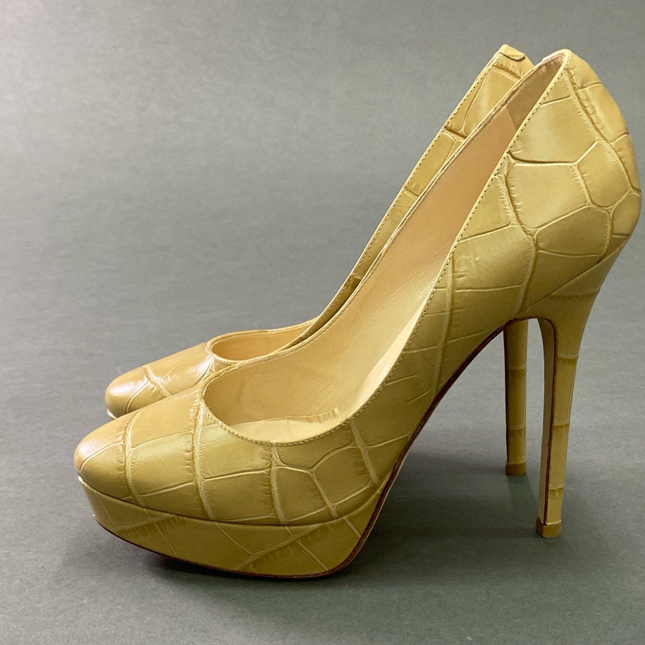 5c18 イタリア製 JIMMY CHOO ジミーチュウ クロコ型押し ハイヒール パンプス ピンヒール シューズ 37 ベージュ系